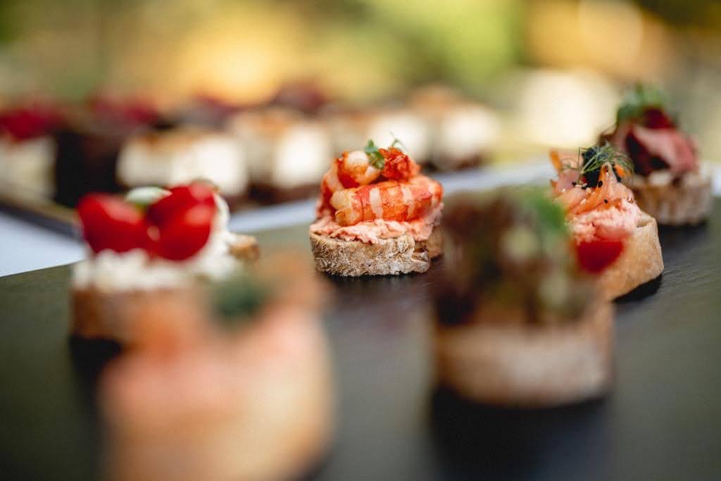 prvotřídní catering - vychucené kanapky